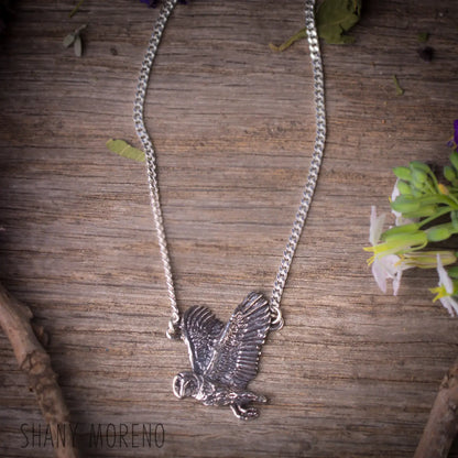 Barn owl necklace in Sterling Silver, Woodland Bird Jewelry, Gift for Night Owl