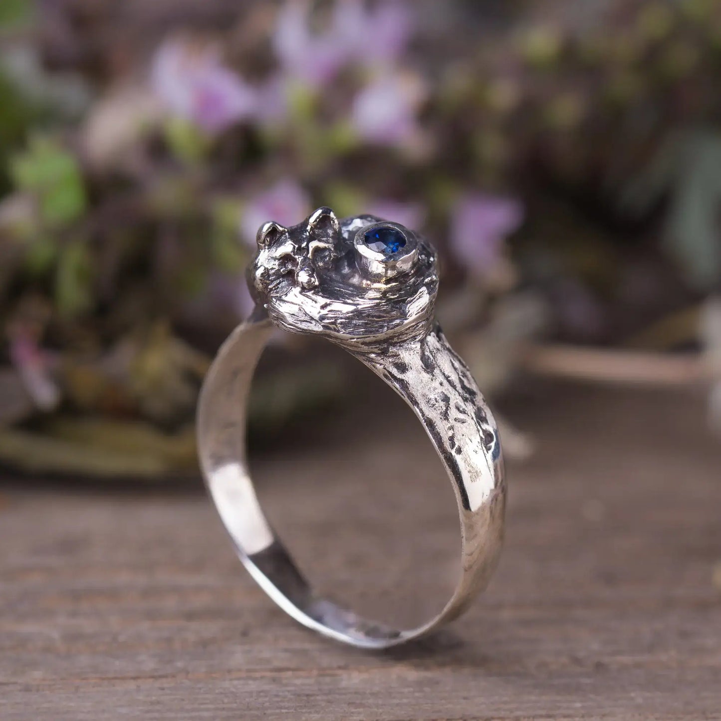 fox silver ring with blue sapphire 