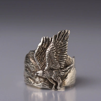 Hawk and Mountain Silver Ring, Wilderness Nature Jewelry, Bird Totem Unisex Ring