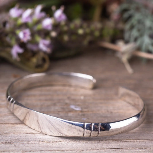 Minimalist Sterling silver cuff bracelet, Round silver cuff bracelet