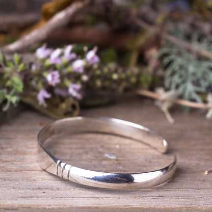 Minimalist Sterling silver cuff bracelet, Round silver cuff bracelet