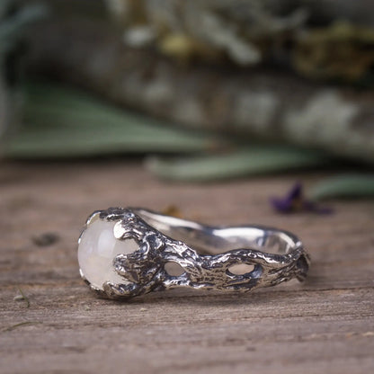 Moonstone Nature Ring in Sterling Silver, Branch Ring Fairy Tale Style Ring side view